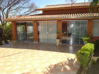 Fazenda/Sítio com 4 Quartos à venda, 192m² no Jardim dos Laranjais, Indaiatuba