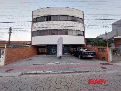 Kitnet com 1 Quarto para alugar, 19m² no Trindade, Florianópolis