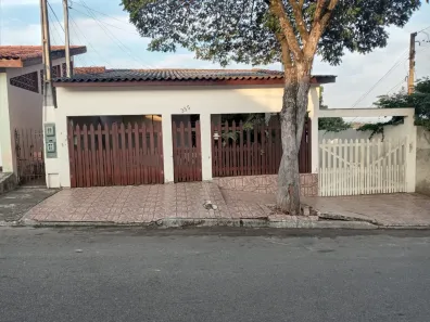 Casa com 4 Quartos à venda, 263m² no Jardim Novo Mundo, Votorantim