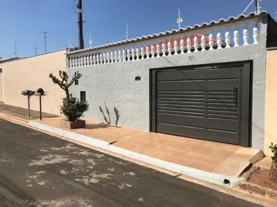 Casa com 2 Quartos à venda, 108m² no Jardim Victório Antônio de Santi II, Araraquara