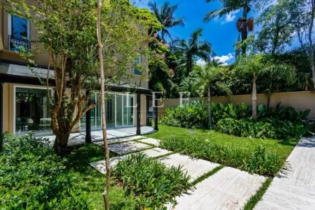 Casa com 5 Quartos à venda, 936m² no Jardim América, São Paulo