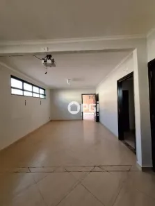 Sobrado com 4 Quartos à venda, 236m² no Parque dos Bandeirantes, Ribeirão Preto