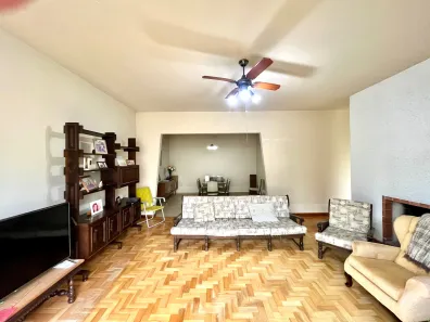 Casa com 5 Quartos à venda, 280m² no Centro, Pelotas
