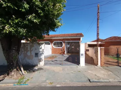 Casa com 2 Quartos para alugar, 70m² no Vila Yamada, Araraquara