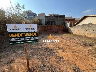 Lote/Terreno à venda, 300m² no Cruzeiro, Pinheiral