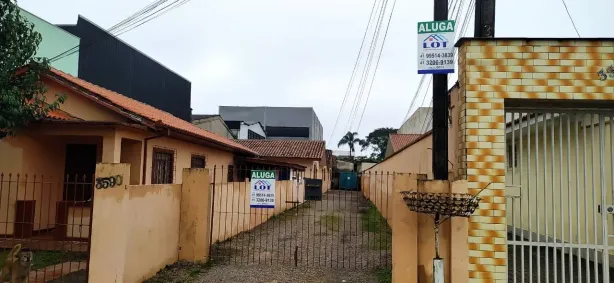 Casa com 3 Quartos para alugar, 75m² no Boqueirão, Curitiba