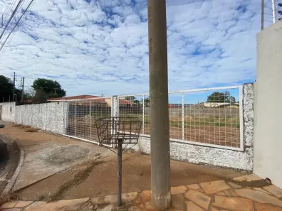 Lote/Terreno à venda, 1092m² no Jardim Califórnia, Cuiabá