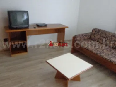 Flat com 1 Quarto para alugar, 40m² no Cerqueira César, São Paulo