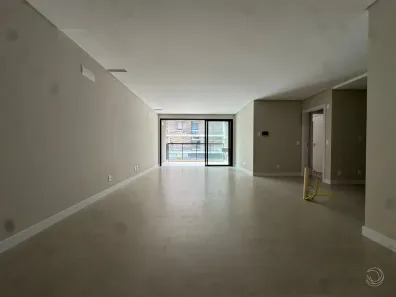 Apartamento com 3 Quartos à venda, 131m² no Jurerê, Florianópolis