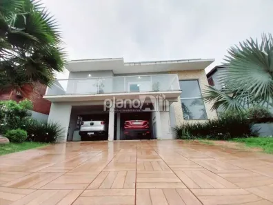 Casa com 3 Quartos para alugar, 180m² no Jansen, Gravataí