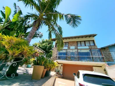 Casa com 3 Quartos à venda, 251m² no Tristeza, Porto Alegre