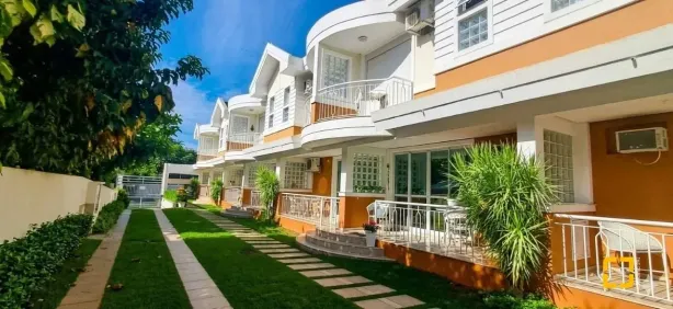 Casa de Condomínio com 2 Quartos à venda, 104m² no Canasvieiras, Florianópolis
