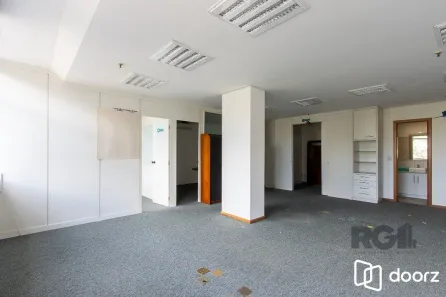 Sala Comercial à venda, 82m² no Menino Deus, Porto Alegre