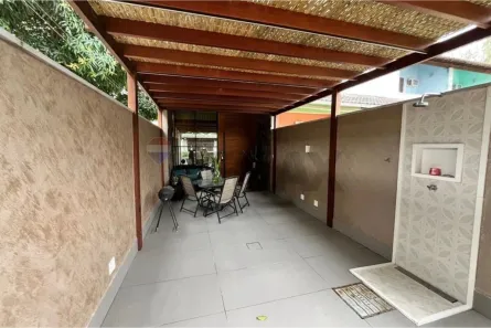 Casa com 2 Quartos à venda, 116m² no Palmeiras, Cabo Frio