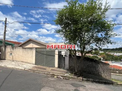 Casa com 3 Quartos à venda, 117m² no Vila São José, Valinhos