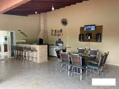 Fazenda/Sítio com 4 Quartos à venda, 803m² no , Mendonça