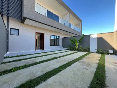 Sobrado com 4 Quartos à venda, 171m² no Guaratuba, Guaratuba