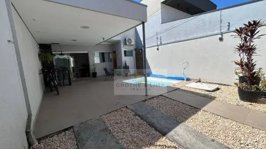 Casa com 2 Quartos à venda, 139m² no Loteamento Villa Branca, Jacareí