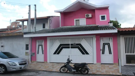 Casa com 3 Quartos à venda, 140m² no Parque dos Príncipes, Jacareí