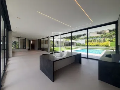 Casa com 4 Quartos à venda, 568m² no Residencial Aldeia do Vale, Goiânia