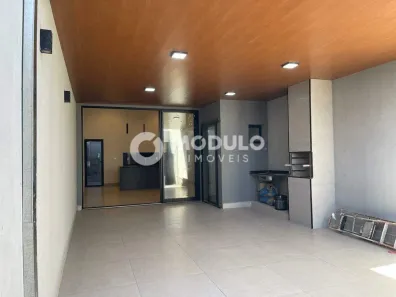 Casa com 2 Quartos à venda, 107m² no Planalto, Uberlândia