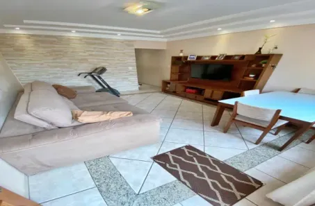 Sobrado com 3 Quartos à venda, 131m² no Jardim Maristela, São Paulo