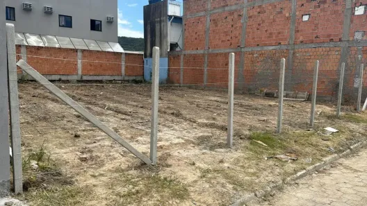 Lote/Terreno à venda, 336m² no Morretes, Itapema