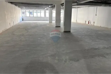 Sala Comercial para alugar, 301m² no Vitória, Salvador