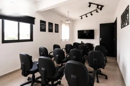 Ponto Comercial para alugar, 15m² no Jardim Taquaral, São Paulo