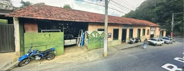Casa com 5 Quartos à venda, 1000m² no Centro, São José do Vale do Rio Preto