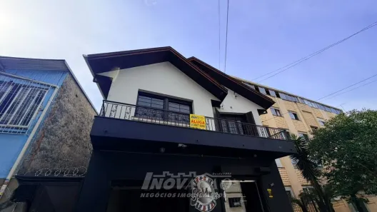 Casa com 3 Quartos para alugar, 150m² no Medianeira, Caxias do Sul