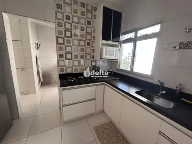 Apartamento com 3 Quartos à venda, 90m² no Santa Mônica, Uberlândia