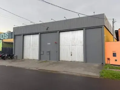 Galpão/Depósito/Armazém para alugar, 700m² no Dom Eduardo, Uberaba