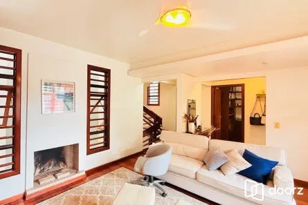 Casa com 4 Quartos à venda, 285m² no Teresópolis, Porto Alegre