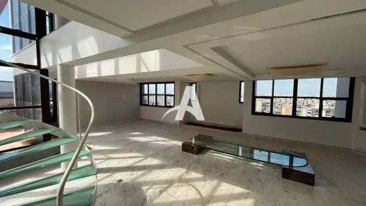Apartamento com 4 Quartos para alugar, 700m² no Fundinho, Uberlândia