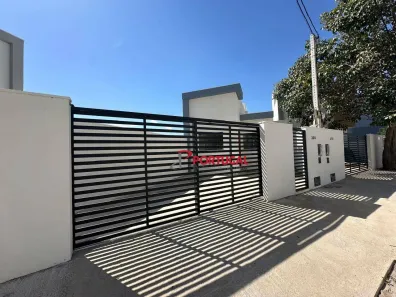 Casa com 3 Quartos à venda, 133m² no Lagoa, Macaé