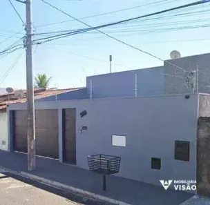 Casa com 3 Quartos à venda, 100m² no Santa Marta, Uberaba