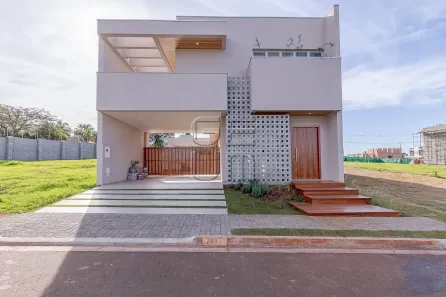 Casa de Condomínio com 3 Quartos à venda, 180m² no Gleba Fazenda Palhano, Londrina