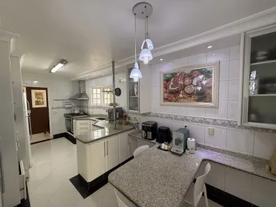 Casa de Condomínio com 4 Quartos à venda, 250m² no Jardim Santa Efigênia, São Paulo