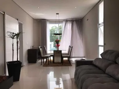 Casa com 4 Quartos à venda, 240m² no Fazenda Rodeio, Mogi das Cruzes