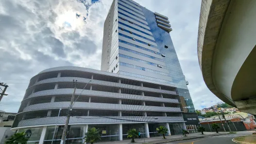 Sala Comercial à venda, 83m² no Centro, Juiz de Fora