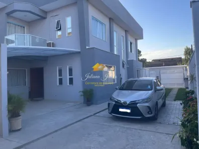 Casa com 3 Quartos à venda, 108m² no Extensão do Bosque, Rio das Ostras