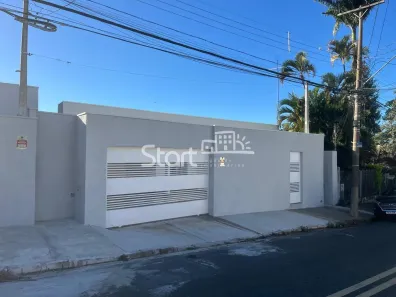 Casa com 3 Quartos para venda ou aluguel, 176m² no Jardim Bela Vista, Campinas