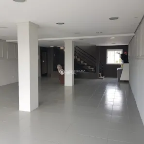 Ponto Comercial para alugar, 350m² no Cavalhada, Porto Alegre