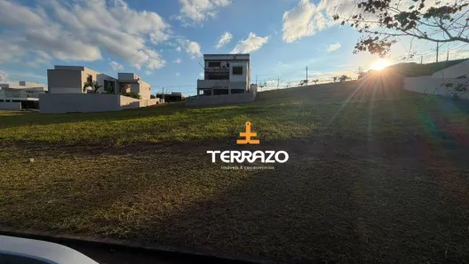 Lote/Terreno à venda, 424m² no Casa de Pedra, Volta Redonda