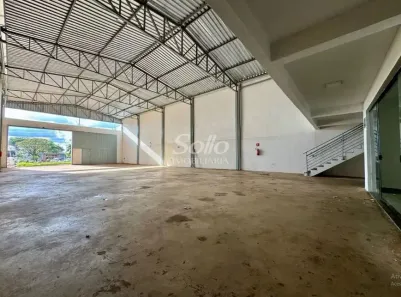 Galpão/Depósito/Armazém para alugar, 355m² no Marta Helena, Uberlândia