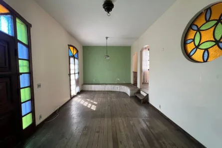 Casa com 4 Quartos à venda, 214m² no São José, Belo Horizonte