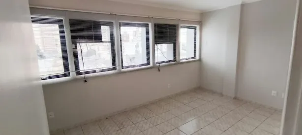 Sala Comercial à venda, 52m² no Centro, Londrina
