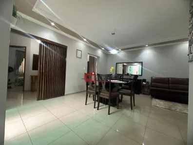 Casa com 4 Quartos à venda, 254m² no Jardim Europa, Jaguariúna