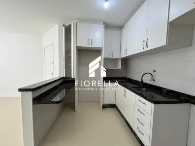 Apartamento com 2 Quartos à venda, 60m² no Barreiros, São José